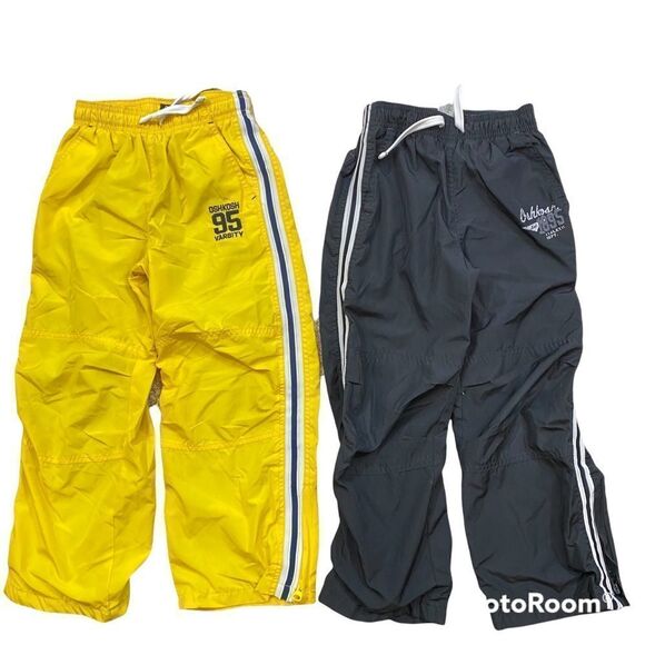 Boys Size 7 Osh Kosh Lot Includes 2 Pants 1 Sweater, 2 Tee Shirts - Picture 12 of 13